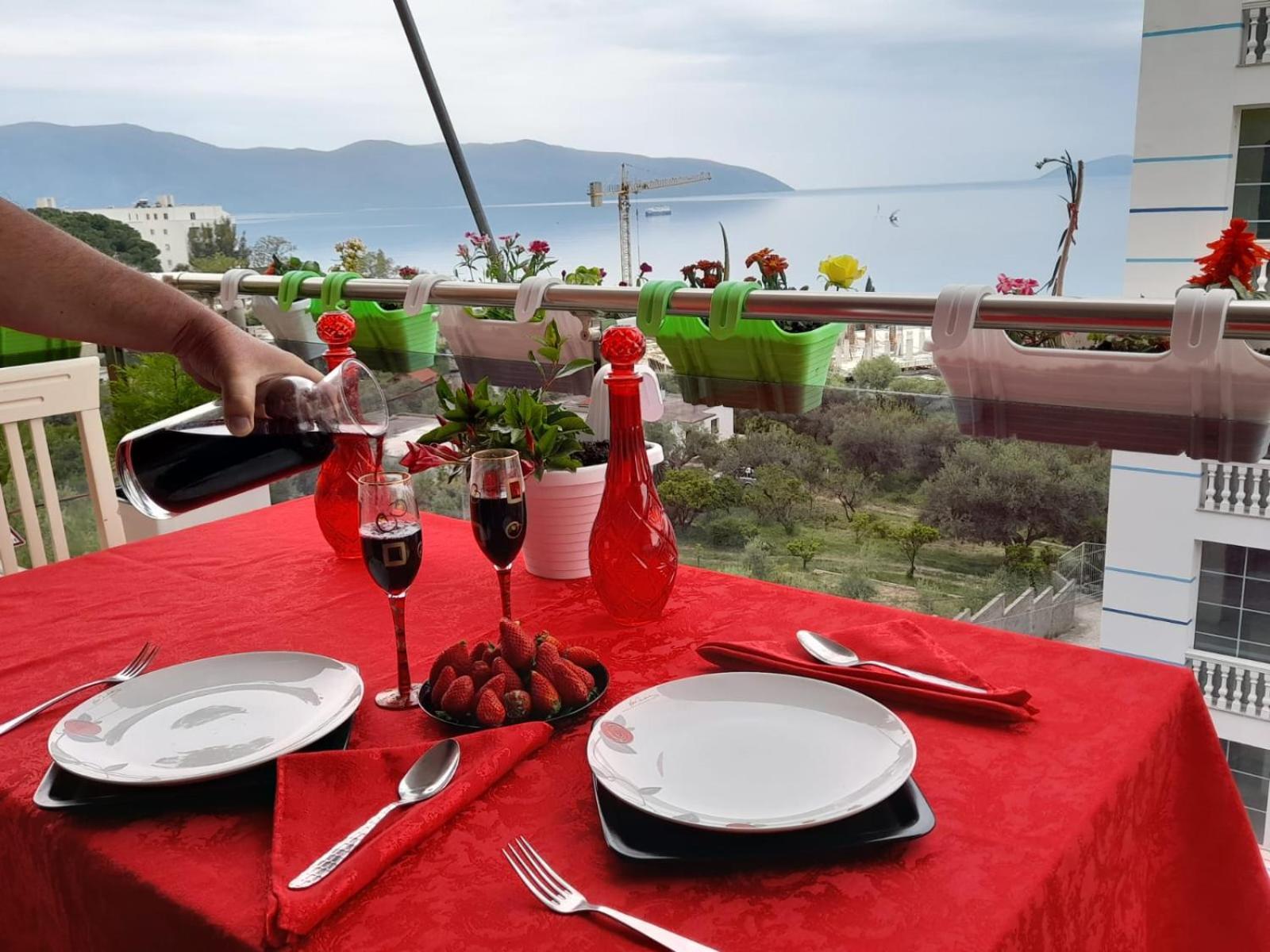 Apartment Xhindole Luxury