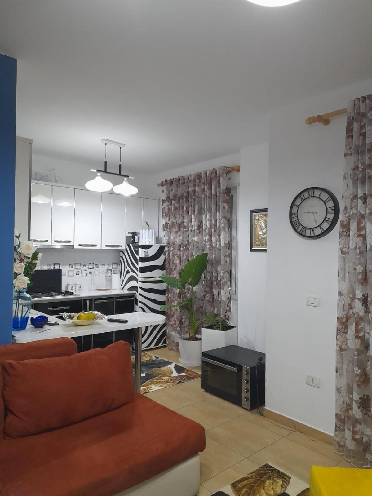 Xhindole Luxury Apartment Vlore